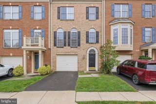5329 CUPIDS DART DR, Centreville, VA 20120