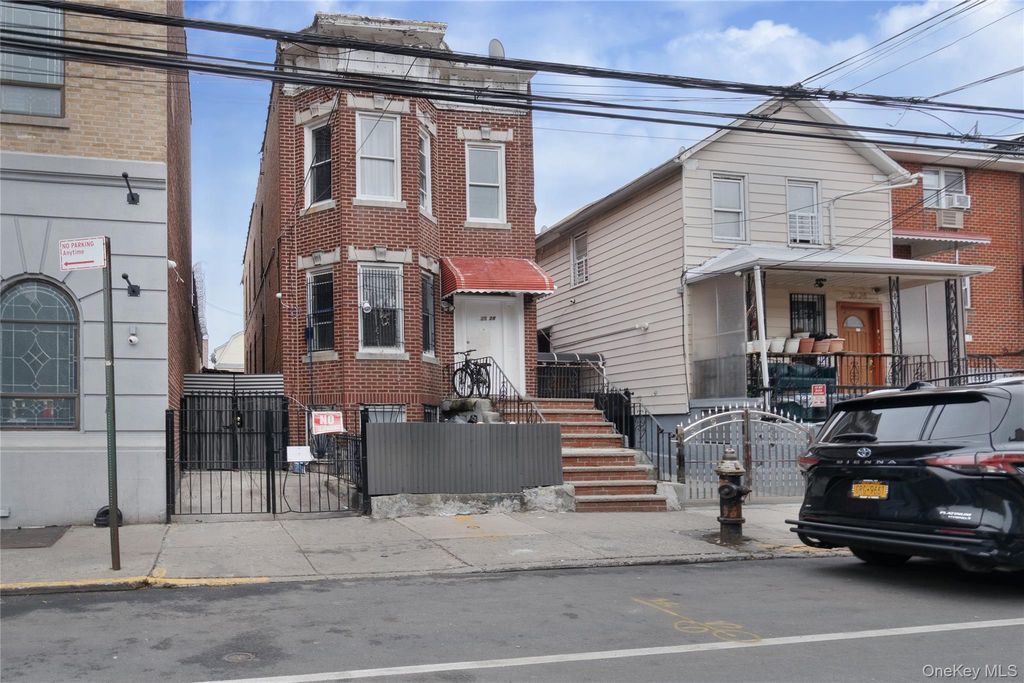 35-28 103rd Street, Corona, NY 11368