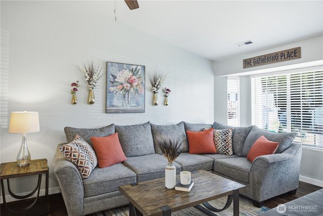 2622 S 362nd Place, Federal Way, WA 98003