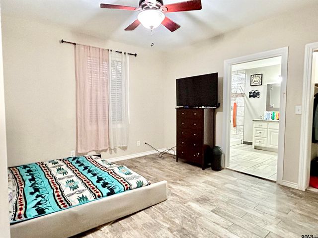 1106 Fairway Dr., Longview, TX 75604