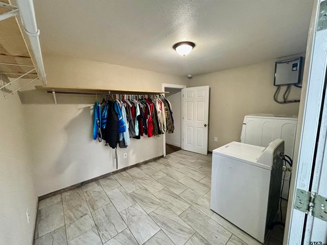 1106 Fairway Dr., Longview, TX 75604