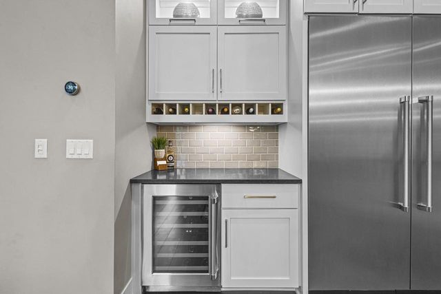 1634 TRINITY RIDGE CIRCLE, De Pere, WI 87448