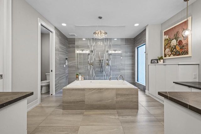 1634 TRINITY RIDGE CIRCLE, De Pere, WI 87448