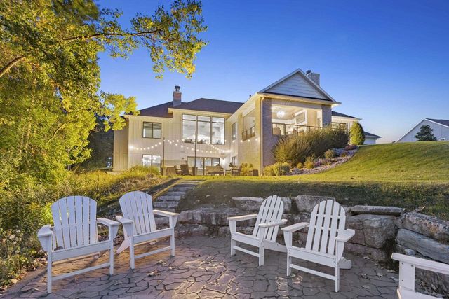 1634 TRINITY RIDGE CIRCLE, De Pere, WI 87448