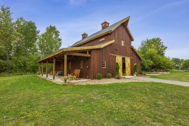 1634 TRINITY RIDGE CIRCLE, De Pere, WI 87448