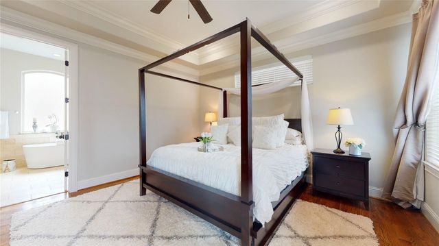 1126 W West 16th Street F, Houston, TX 77008