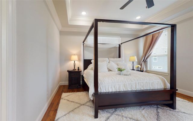 1126 W West 16th Street F, Houston, TX 77008