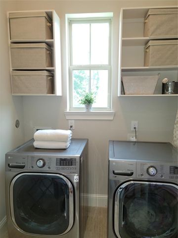 1126 W West 16th Street F, Houston, TX 77008