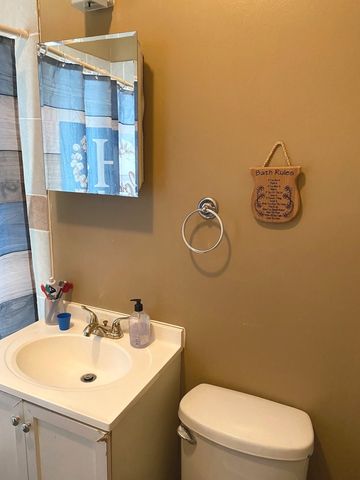 1833 S 4TH Avenue, Maywood, IL 60153