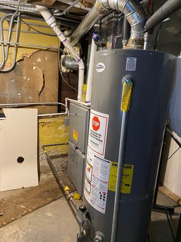 1833 S 4TH Avenue, Maywood, IL 60153