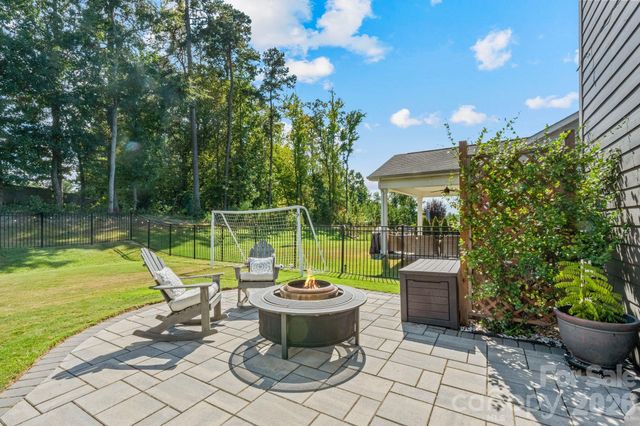 12804 Heath Grove Drive, Huntersville, NC 28078