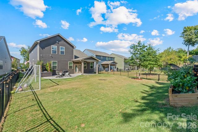 12804 Heath Grove Drive, Huntersville, NC 28078