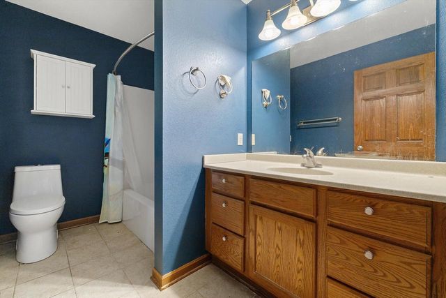 N6515 Aspen ROAD, Elkhorn, WI 53121