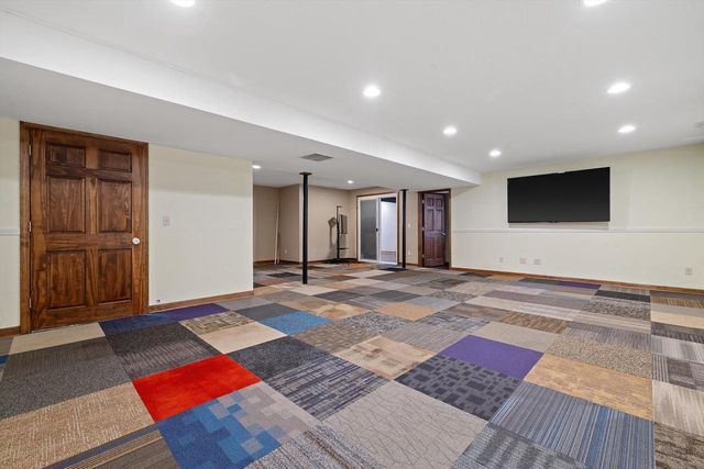 N6515 Aspen ROAD, Elkhorn, WI 53121