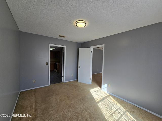 5639 SOPHIST Circle N, Jacksonville, FL 32219