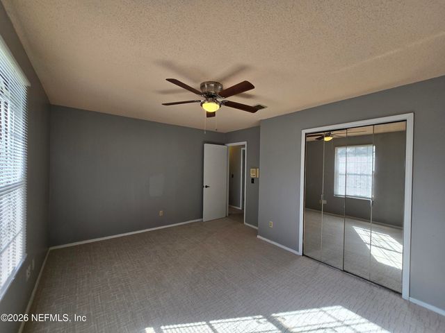 5639 SOPHIST Circle N, Jacksonville, FL 32219