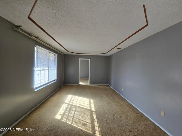 5639 SOPHIST Circle N, Jacksonville, FL 32219