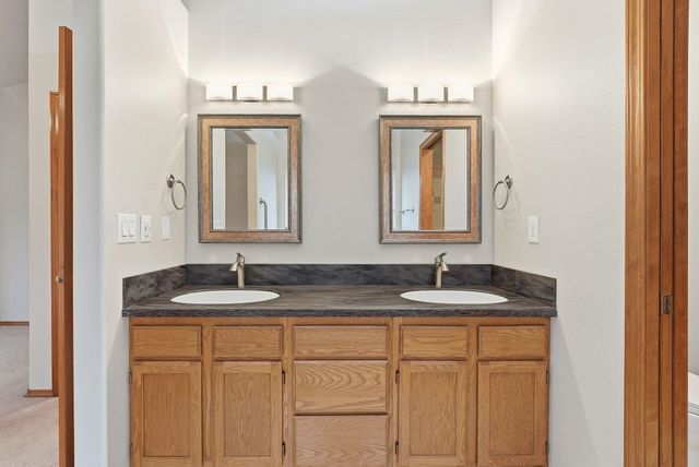 5202 N Hutton View Ln, Spokane, WA 99212