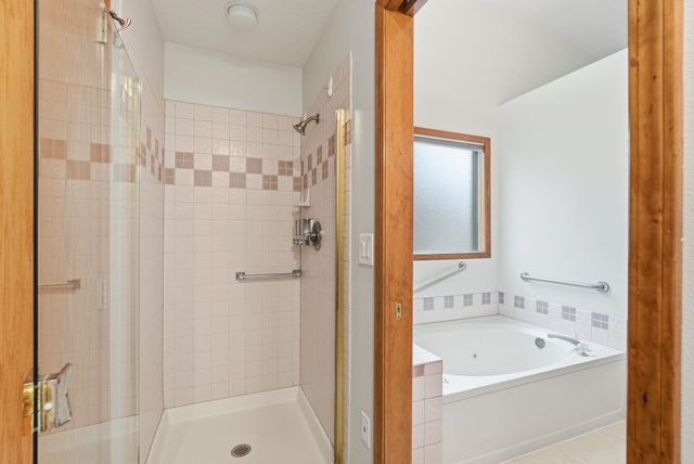 5202 N Hutton View Ln, Spokane, WA 99212