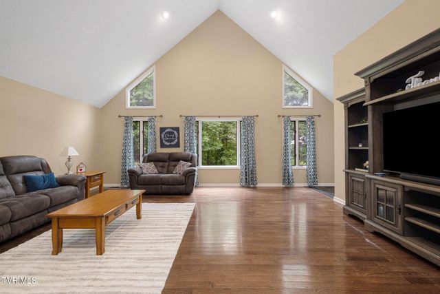 406 Gustavis Court, Kingsport, TN 37664