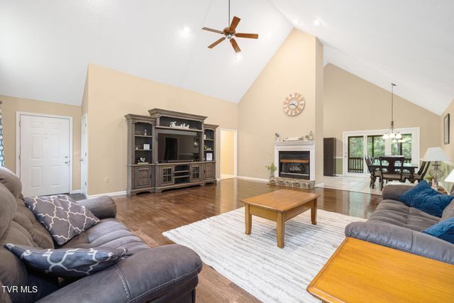 406 Gustavis Court, Kingsport, TN 37664