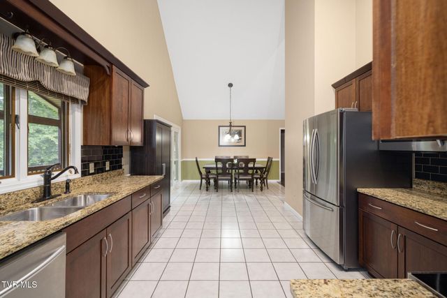 406 Gustavis Court, Kingsport, TN 37664