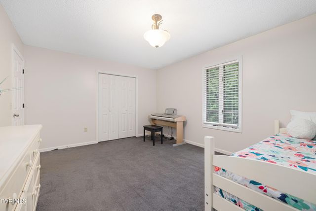 406 Gustavis Court, Kingsport, TN 37664
