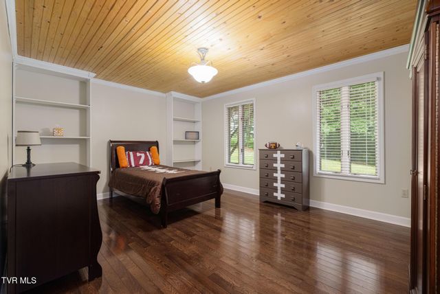 406 Gustavis Court, Kingsport, TN 37664