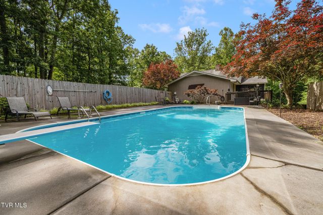 406 Gustavis Court, Kingsport, TN 37664