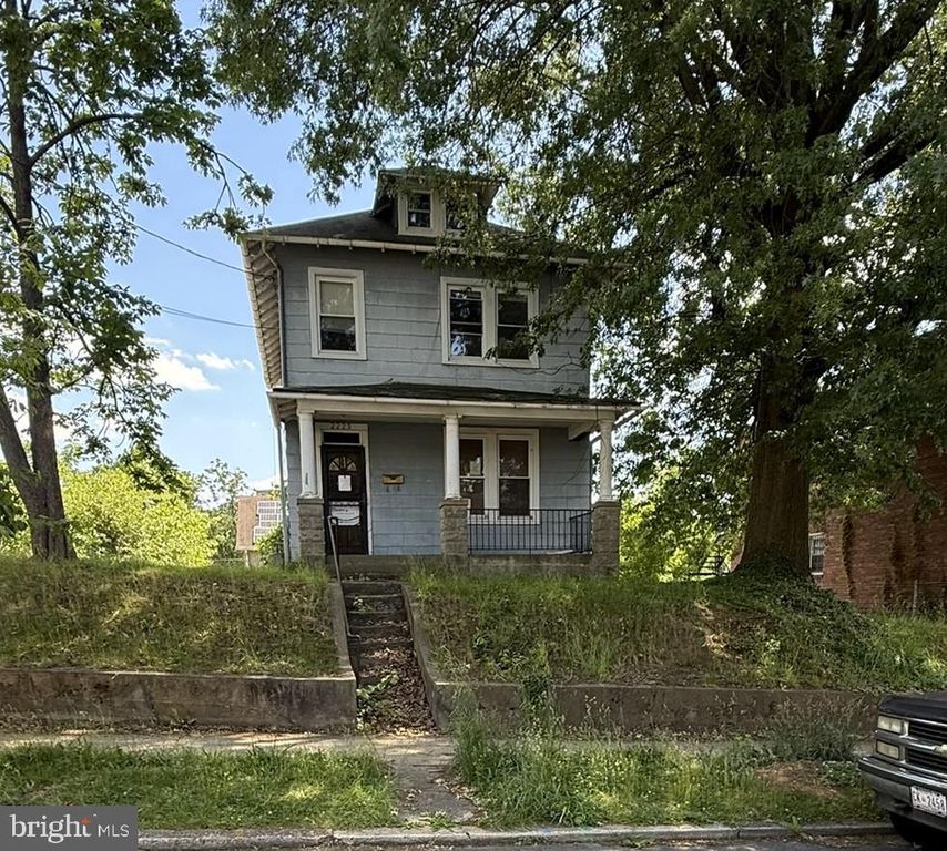 2223 R ST SE, Washington, DC 20020