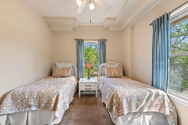 507 Saddlehorn DR, Dripping Springs, TX 78620