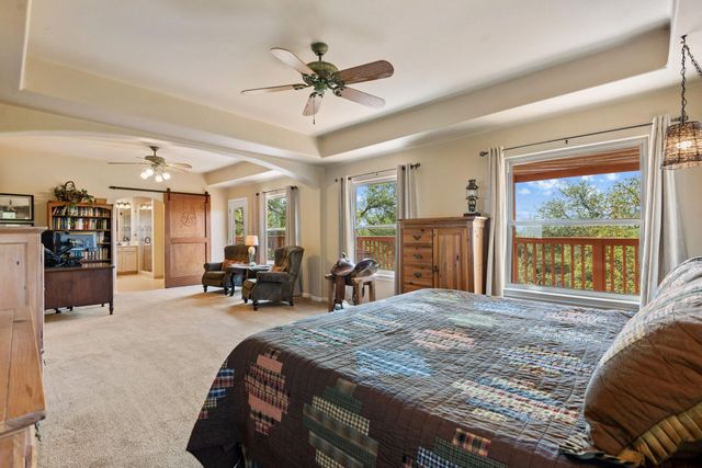 507 Saddlehorn DR, Dripping Springs, TX 78620