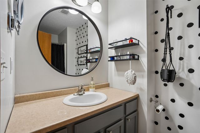 2118 NW School Street, Ankeny, IA 50023