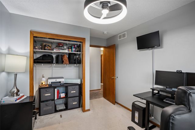 2118 NW School Street, Ankeny, IA 50023