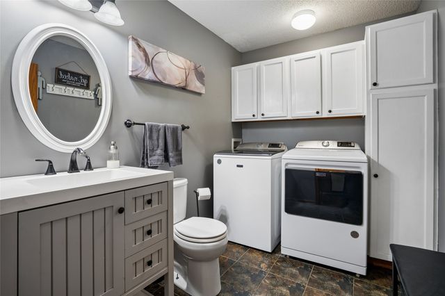 2118 NW School Street, Ankeny, IA 50023