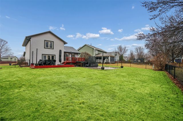 2118 NW School Street, Ankeny, IA 50023