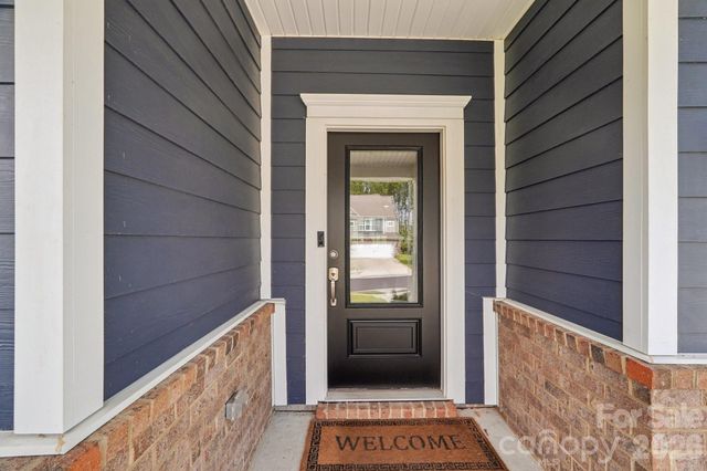 130 Rooster Tail Lane, Troutman, NC 28166