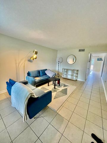 210 Pelham Road 214A, Fort Walton Beach, FL 32547