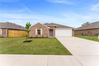 3030 Laredo Lane, Centerton, AR 72736