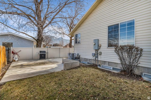 6993 S 1620 E, Cottonwood Heights, UT 84121