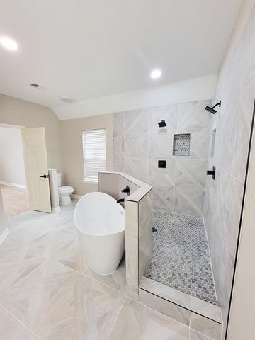 21 W VAN HUESEN DR, Memphis, TN 38109