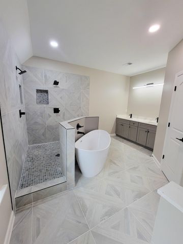 21 W VAN HUESEN DR, Memphis, TN 38109