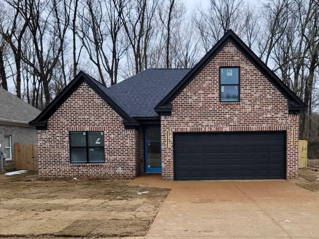 21 W VAN HUESEN DR, Memphis, TN 38109