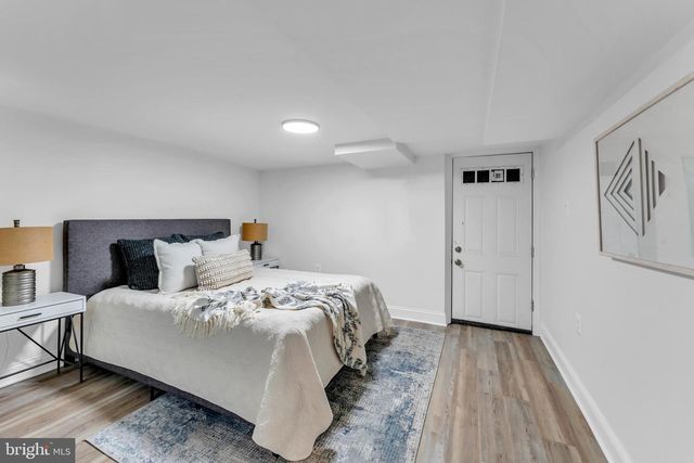 3202 MCELDERRY ST, Baltimore, MD 21205