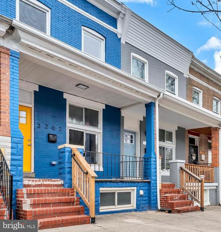 3202 MCELDERRY ST, Baltimore, MD 21205