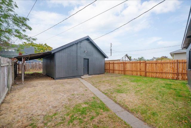 124 W Shannon Ave, Spokane, WA 99205