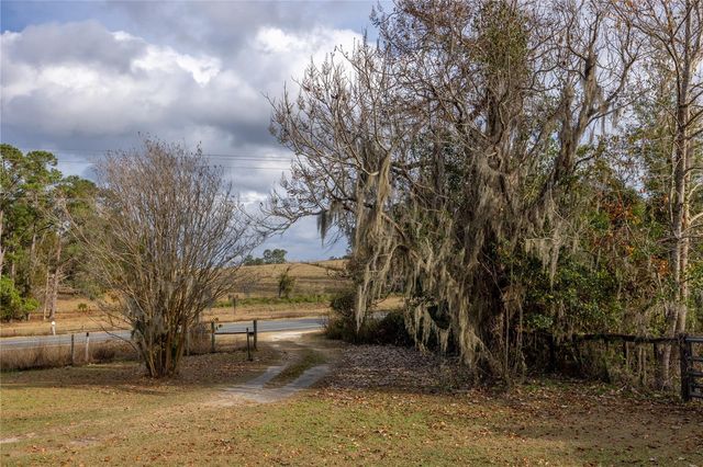 29716 NW COUNTY ROAD 241, Alachua, FL 32615