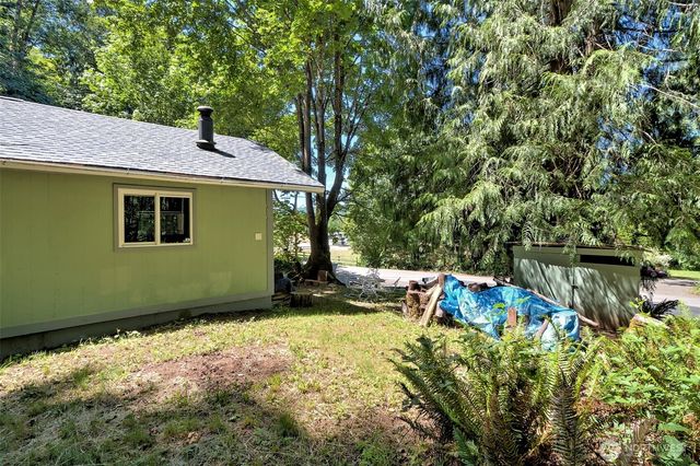 2461 W Deegan Road W, Shelton, WA 98584