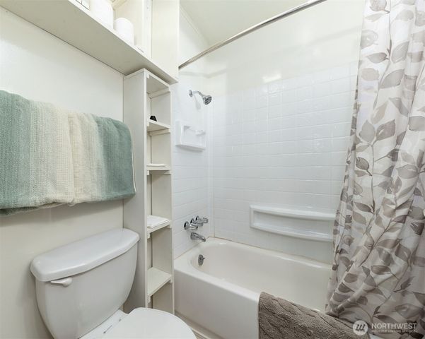2461 W Deegan Road W, Shelton, WA 98584