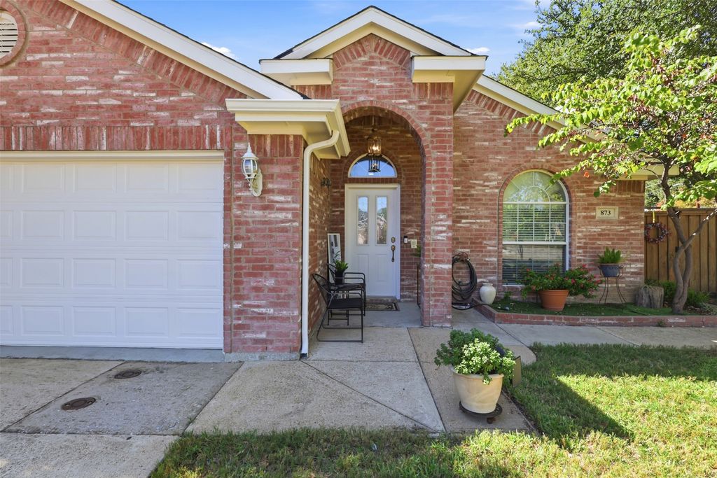 873 Hope Lane, Irving, TX 75061 — photo 2
